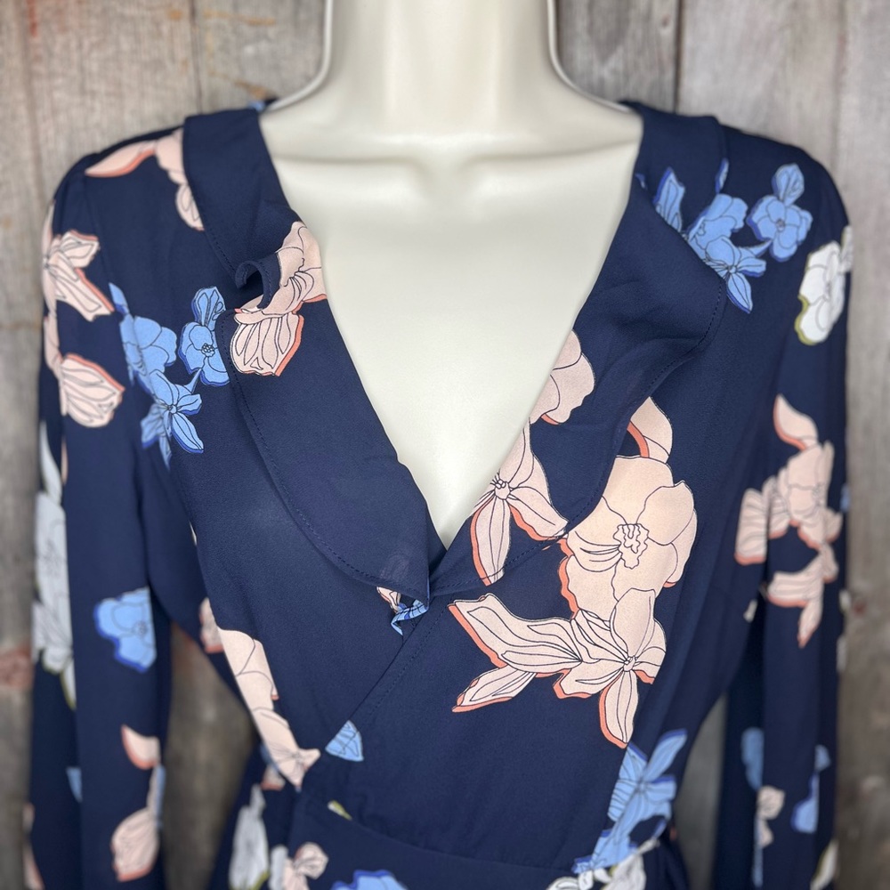 ASTR the Label Navy, Light Blue and Pink Floral Ruffle Wrap Long Sleeve small - Picture 3 of 14